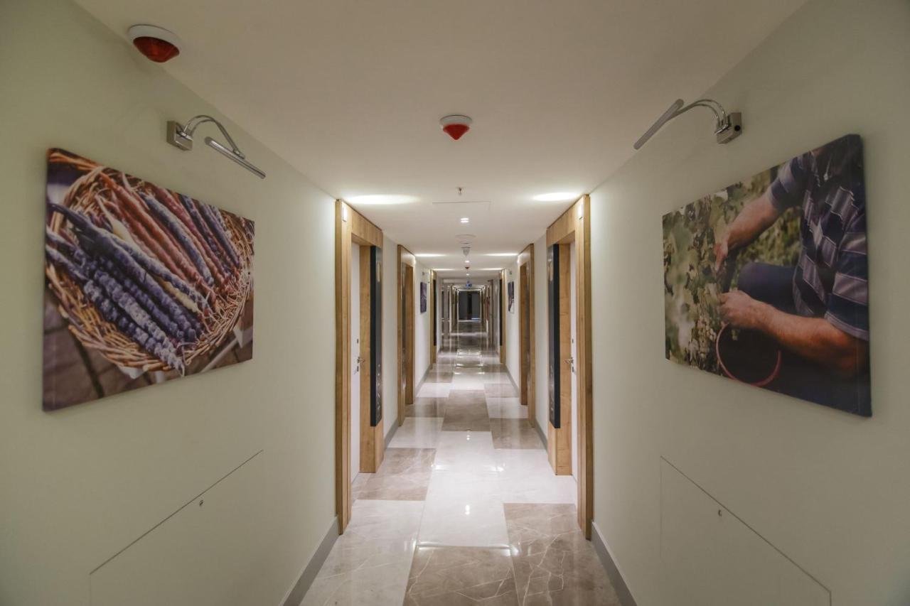 Premium Aparthotel With Sea View Batumi Exterior photo