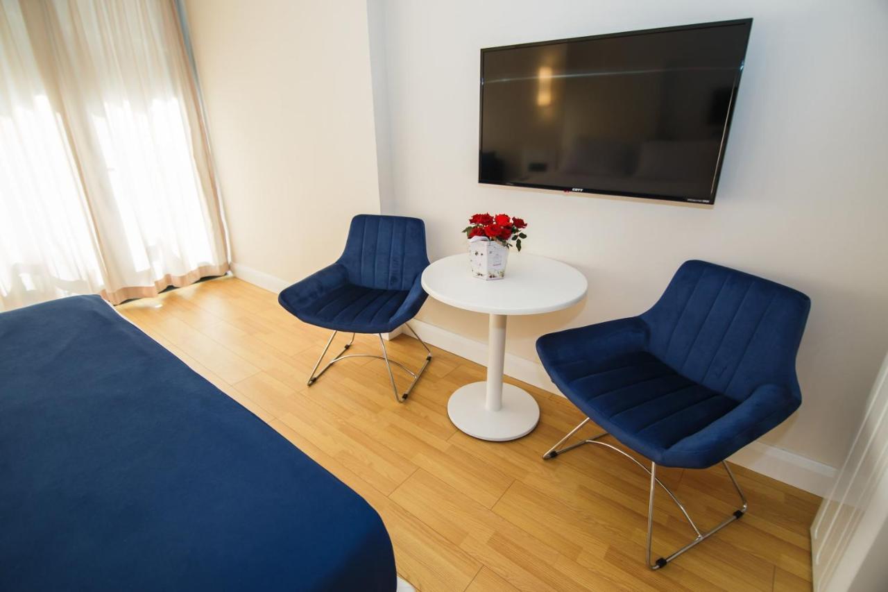 Premium Aparthotel With Sea View Batumi Exterior photo