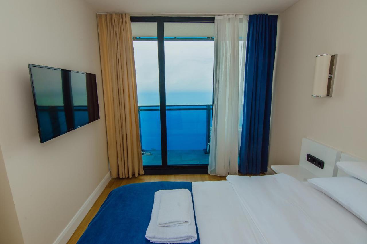 Premium Aparthotel With Sea View Batumi Exterior photo
