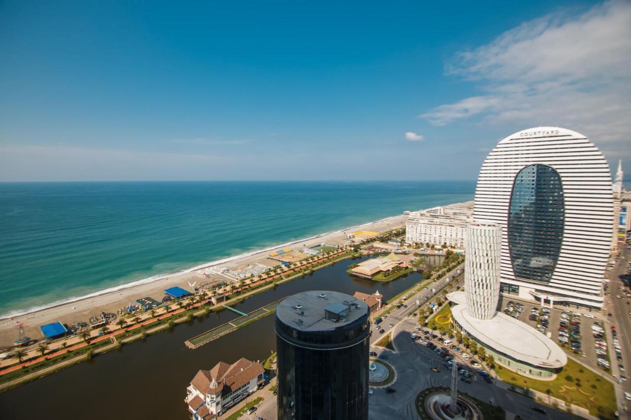 Premium Aparthotel With Sea View Batumi Exterior photo